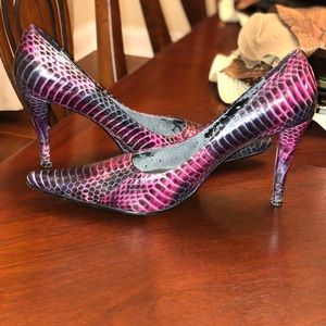 Nine West Doug Dark Pink Snakeskin Pump